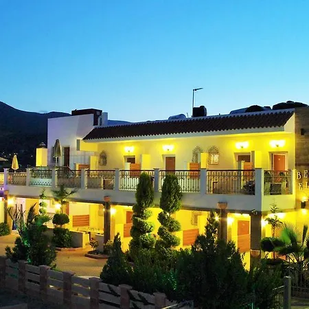 Aparthotel Bella Elena By Estia 3*