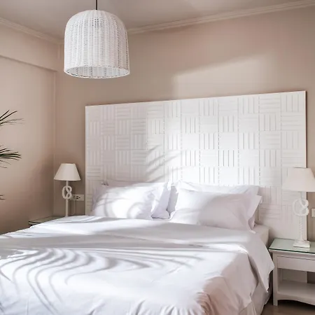 Aparthotel Notos Heights & 3*