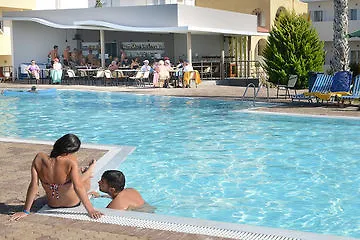 Carolina Mare 4* Malia