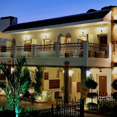 Bella Elena By Estia Aparthotel