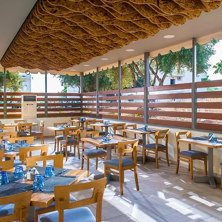 Aparthotel Bella Elena By Estia 3*