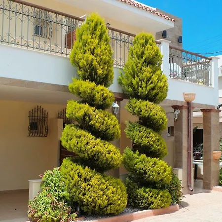 Bella Elena By Estia Aparthotel 3*
