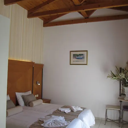 Aparthotel Bella Elena By Estia