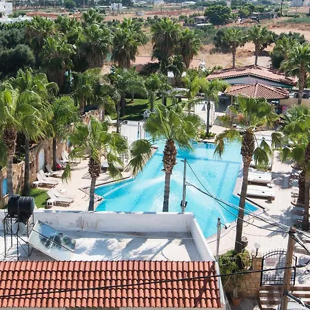 Hotel Oasis *