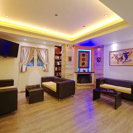 Philoxenia & Aparthotel