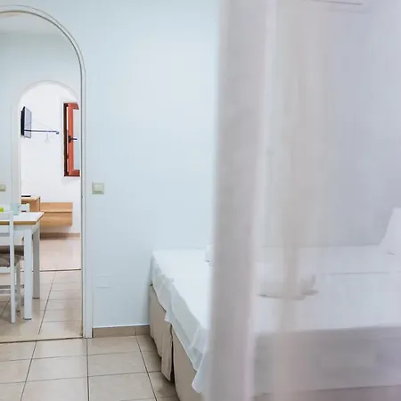Vagelis 2* Malia