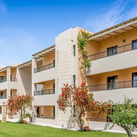 Golden Bay 3*