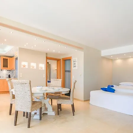 Leilighetshoteller Parthenis Beach, By The Sea 3*