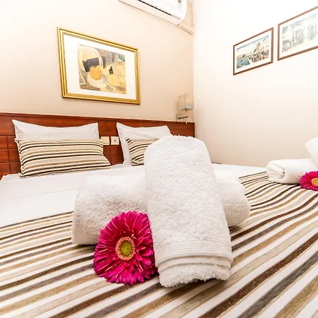 Aparthotel Philoxenia & Malia