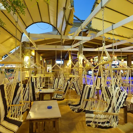 Philoxenia & Aparthotel Malia