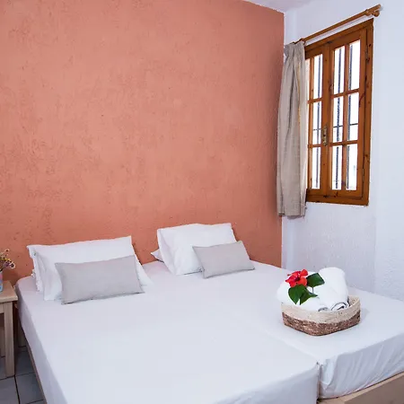 Anna Maria Hotel 3*