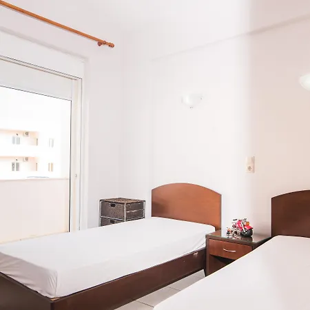 Aparthotel Yiannis Manos