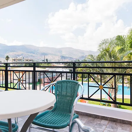 Aparthotel Yiannis Manos