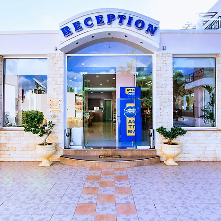 Yiannis Manos 3*