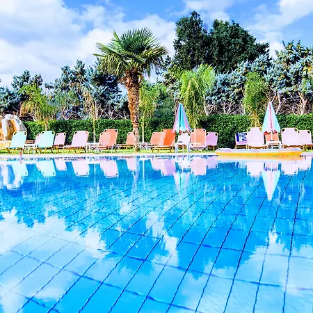 Yiannis Manos 3*