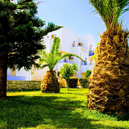 Aparthotel Yiannis Manos 3*