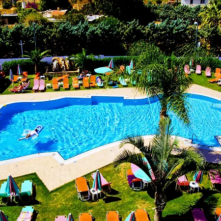 Aparthotel Yiannis Manos 3*