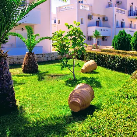 Yiannis Manos Aparthotel Malia