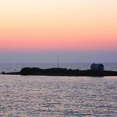Sirens Beach&village