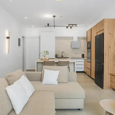 Infinity Luxury Apartment *