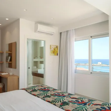Hotel High 5*