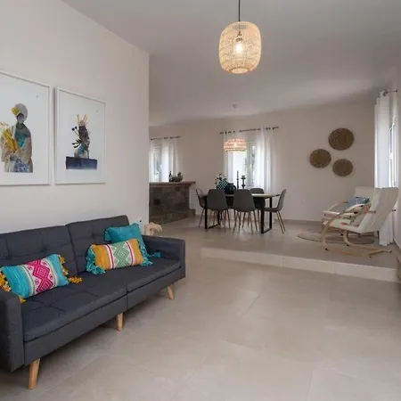Apartment Retreat In Malia (Crete)