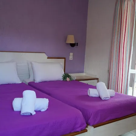 Primavera Hotel *