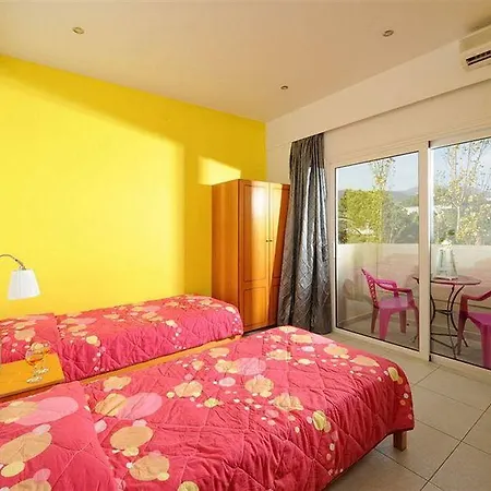 Primavera & Aparthotel 3*