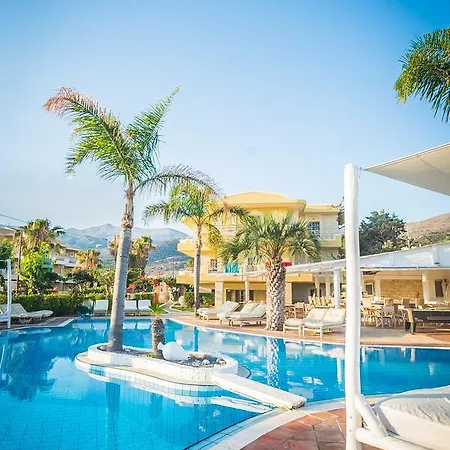 Aparthotel Parthenis &