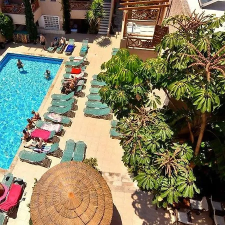 7 Days & Apts * Malia (Crete)