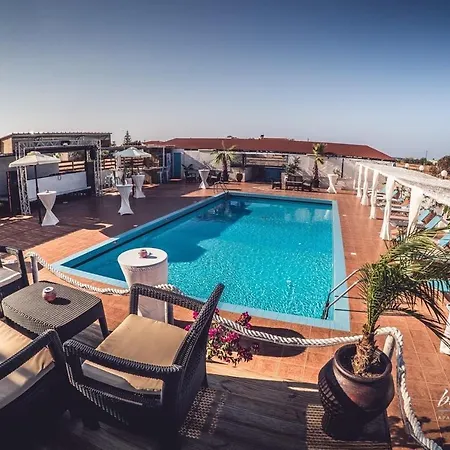 Hotel Babalogo Mit Pool Nahe Kreta 3*
