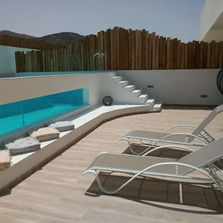 Meropi Aqua Suites