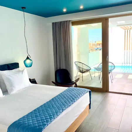 Hotel Meropi Aqua Suites 4*