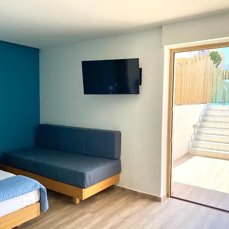 Meropi Aqua Suites