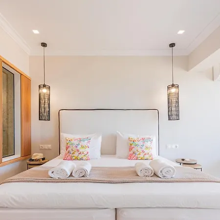 Aparthotel Pyrgos Blue