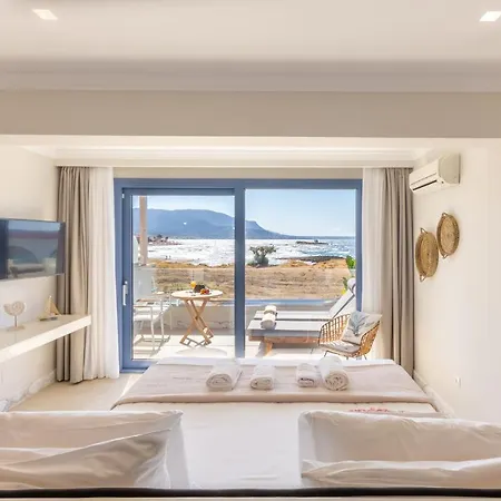 Pyrgos Blue Aparthotel 3*