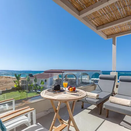 Pyrgos Blue Aparthotel