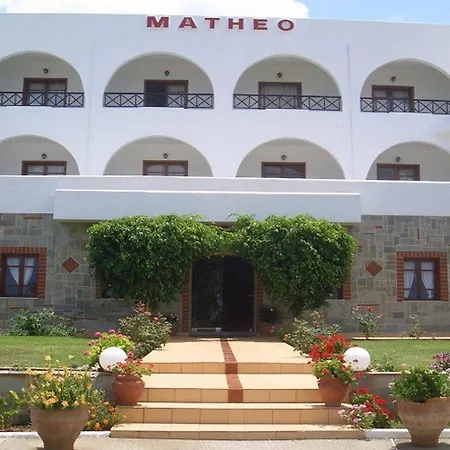Hotel Matheo & 4*