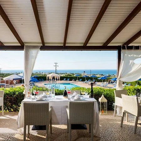 Matheo & Hotel 4*