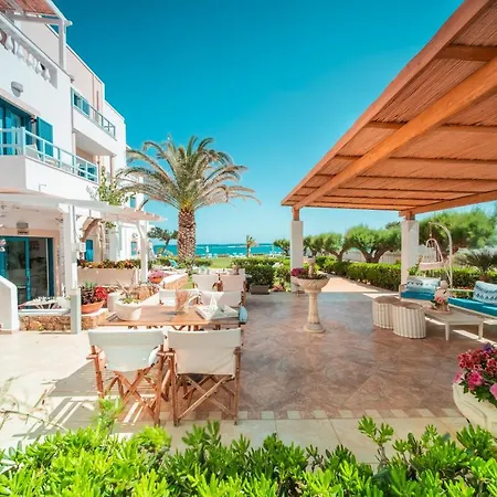 Aparthotel Pyrgos