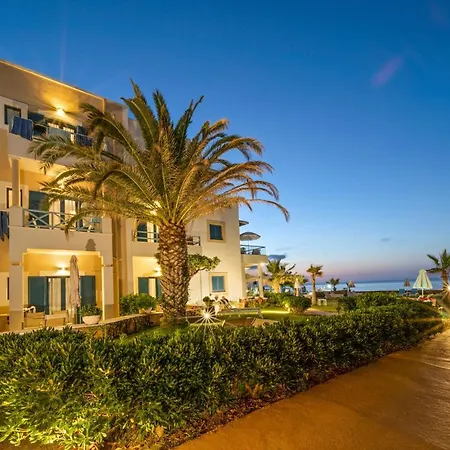 Aparthotel Pyrgos