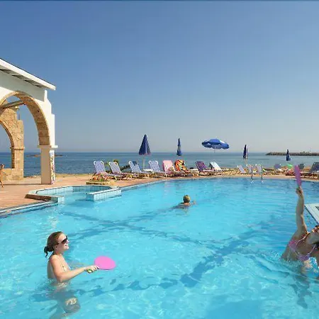 Pyrgos Blue 3*
