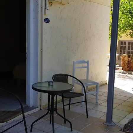 Cleo 250m From The 2* Malia (Crete)