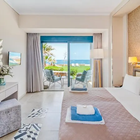 Aparthotel Pyrgos