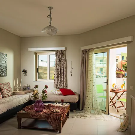 King's Village Apartment *