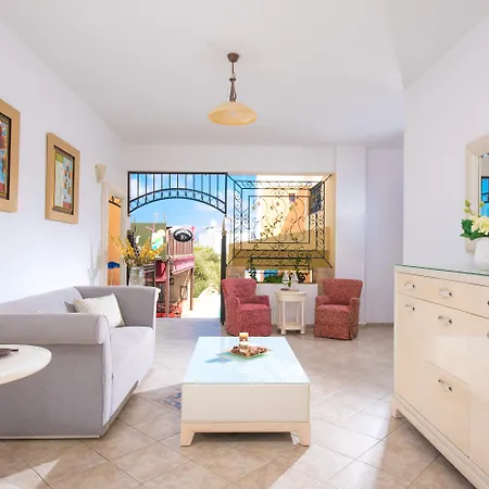 Apartment Irida Apartments By Estia