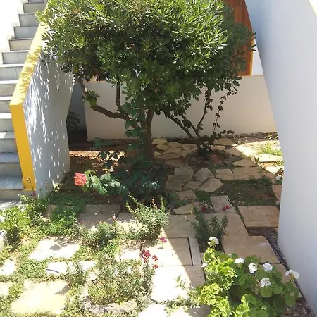 Sun Kiss Apartment