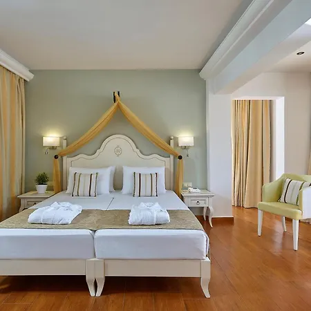 Resort Alexander Hotel&village 5*