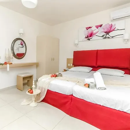 Stelios Gardens Hotell Malia