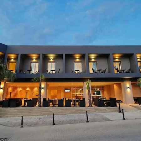 Pearl Boutique Road 4*